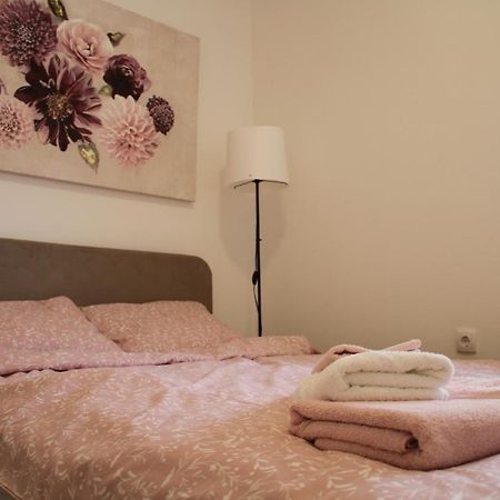 Apartment Sophie ノヴィ・サド エクステリア 写真