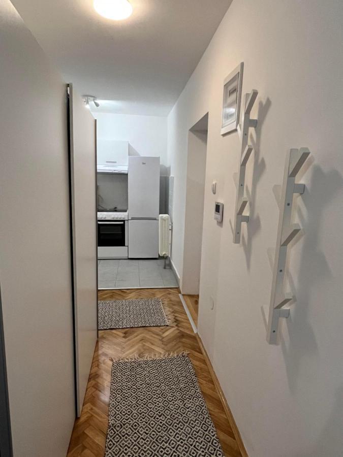 Apartment Sophie ノヴィ・サド エクステリア 写真