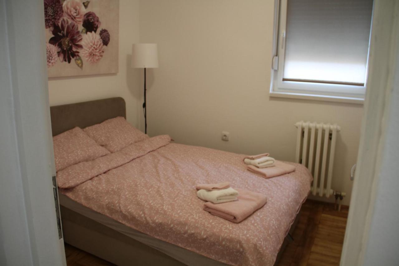 Apartment Sophie ノヴィ・サド エクステリア 写真